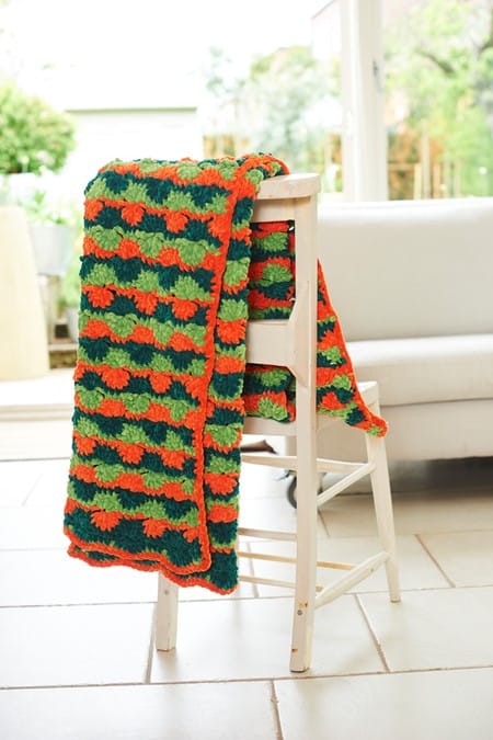 Blankets and Cushion Cover crochet pattern in chunky - Stylecraft 10248