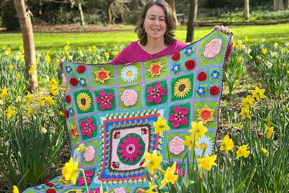 Eleanora Tully (Coastal Crochet) - King Cole CAL - Say It With Flowers