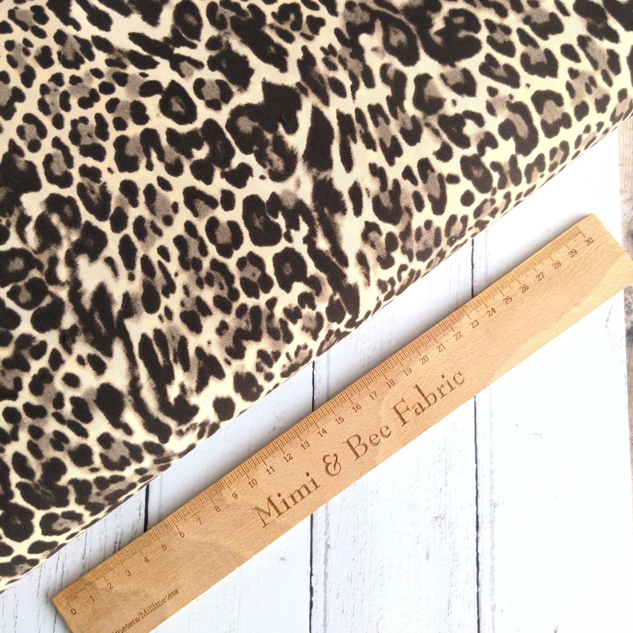 fabric Leopard print 100% polyester fabric