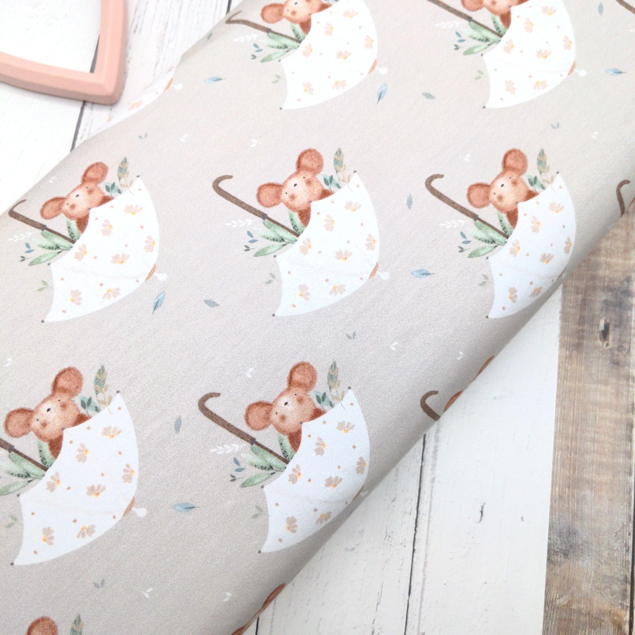 Jersey fabric Mouse in umbrella on tofu Okeo-Tex cotton Jersey - 220gsm