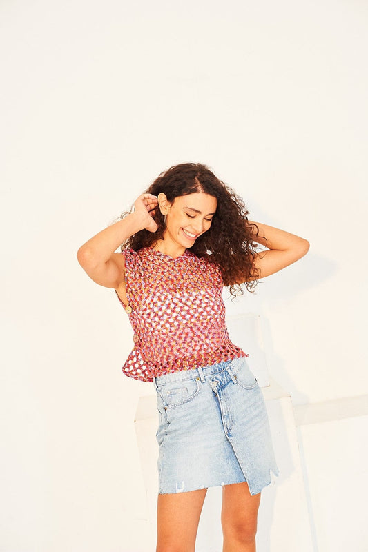 crochet-pattern Stylecraft crochet sweater and tank top 10134