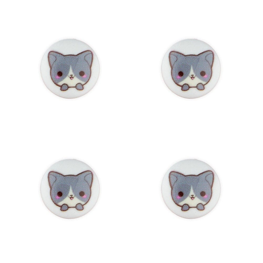 White cat buttons 721424-01