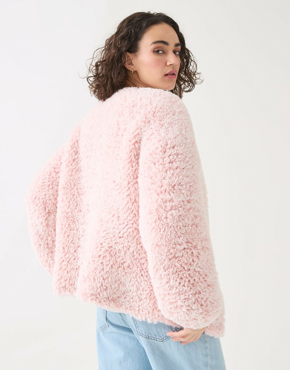 Women's Cardigan knitting pattern in chunky - Sirdar 10812