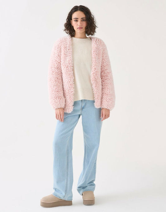 Women's Cardigan knitting pattern in chunky - Sirdar 10812