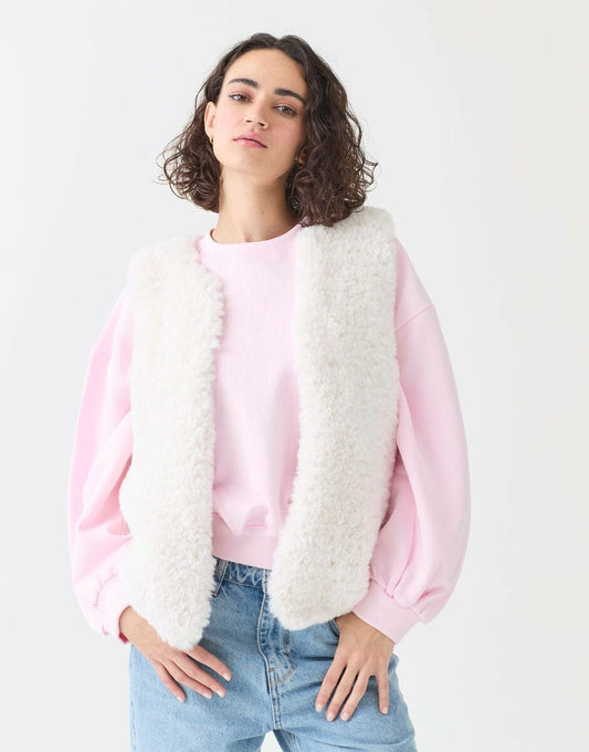 Women's Gilet knitting pattern in chunky - Sirdar 10813