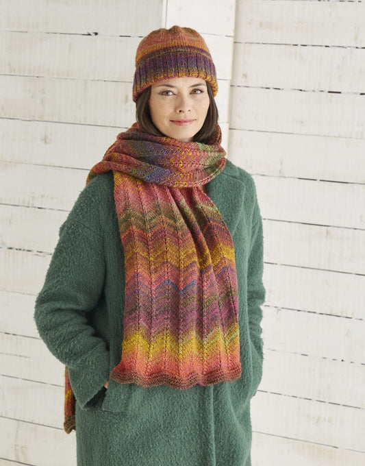 Women's Hat & Scarf knitting pattern aran - Sirdar 10027