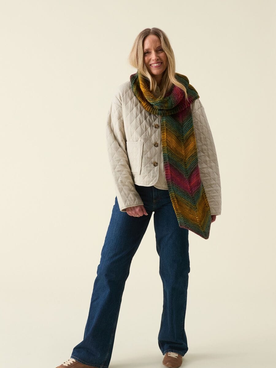Women's Scarf knitting pattern chunky - Hayfield 10865