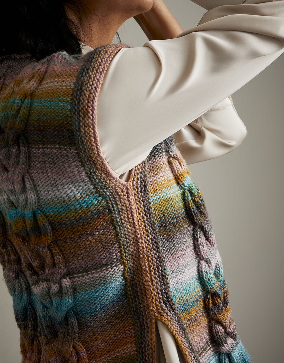 Women's Staghorn Fern Tabard/ Tunic knitting pattern in Aran - Sirdar 10717