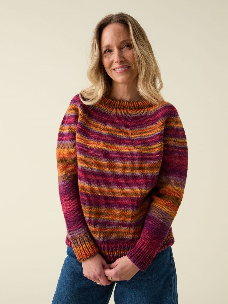Womens Sweater Chunky knitting pattern - Hayfield 10858