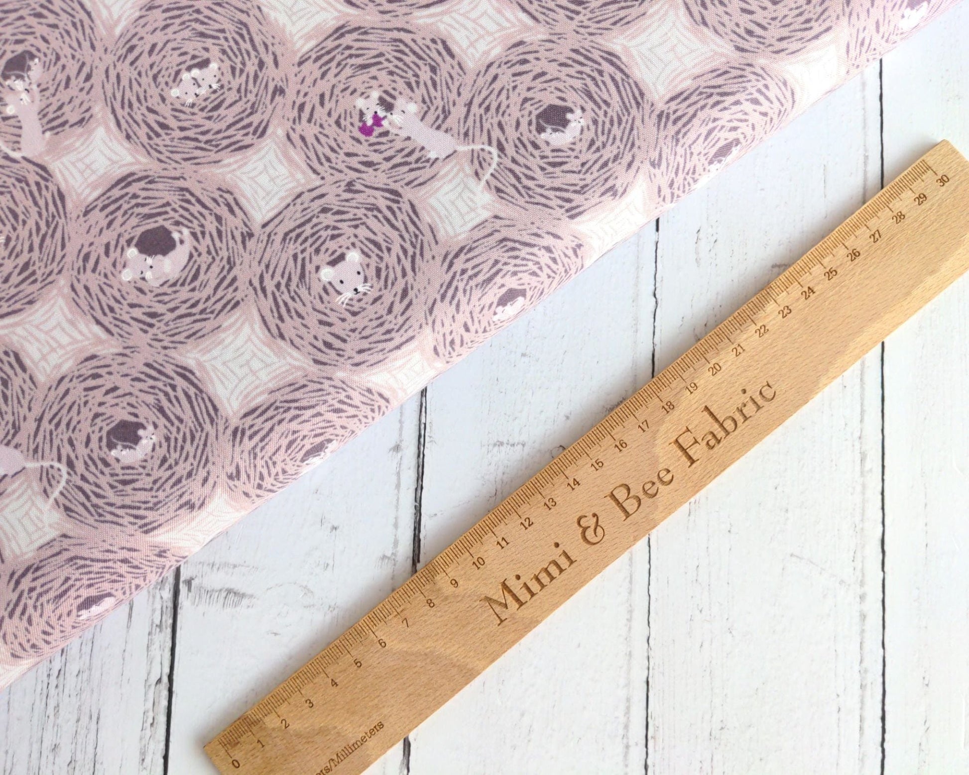 Fabric Autumn harvest nests on grey cotton fabric - Autumn Fields Re-loved by Lewis and Irene