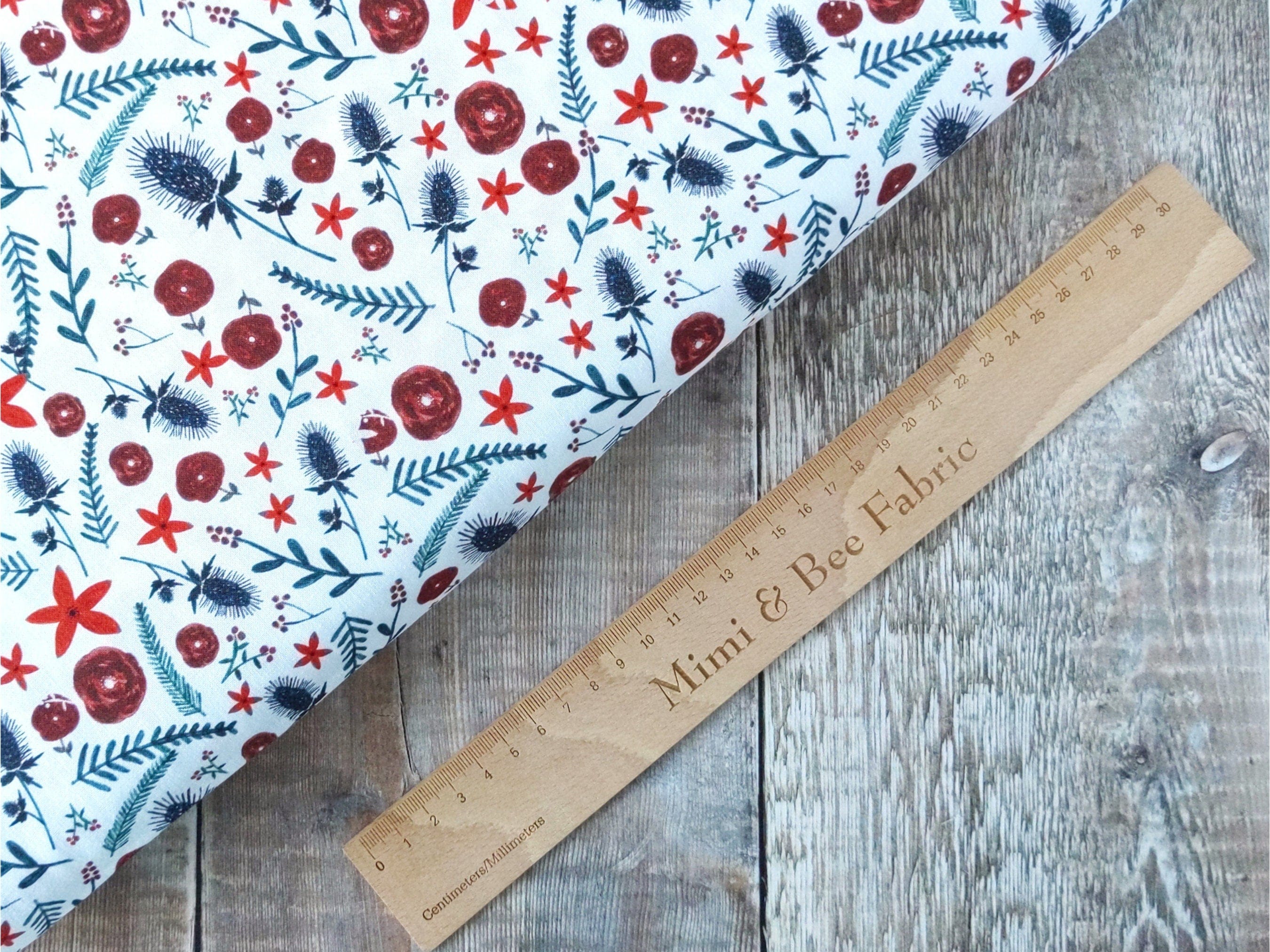 Fabric Autumnal spiced plants on white cotton fabric - Spice by Dashwood Studio