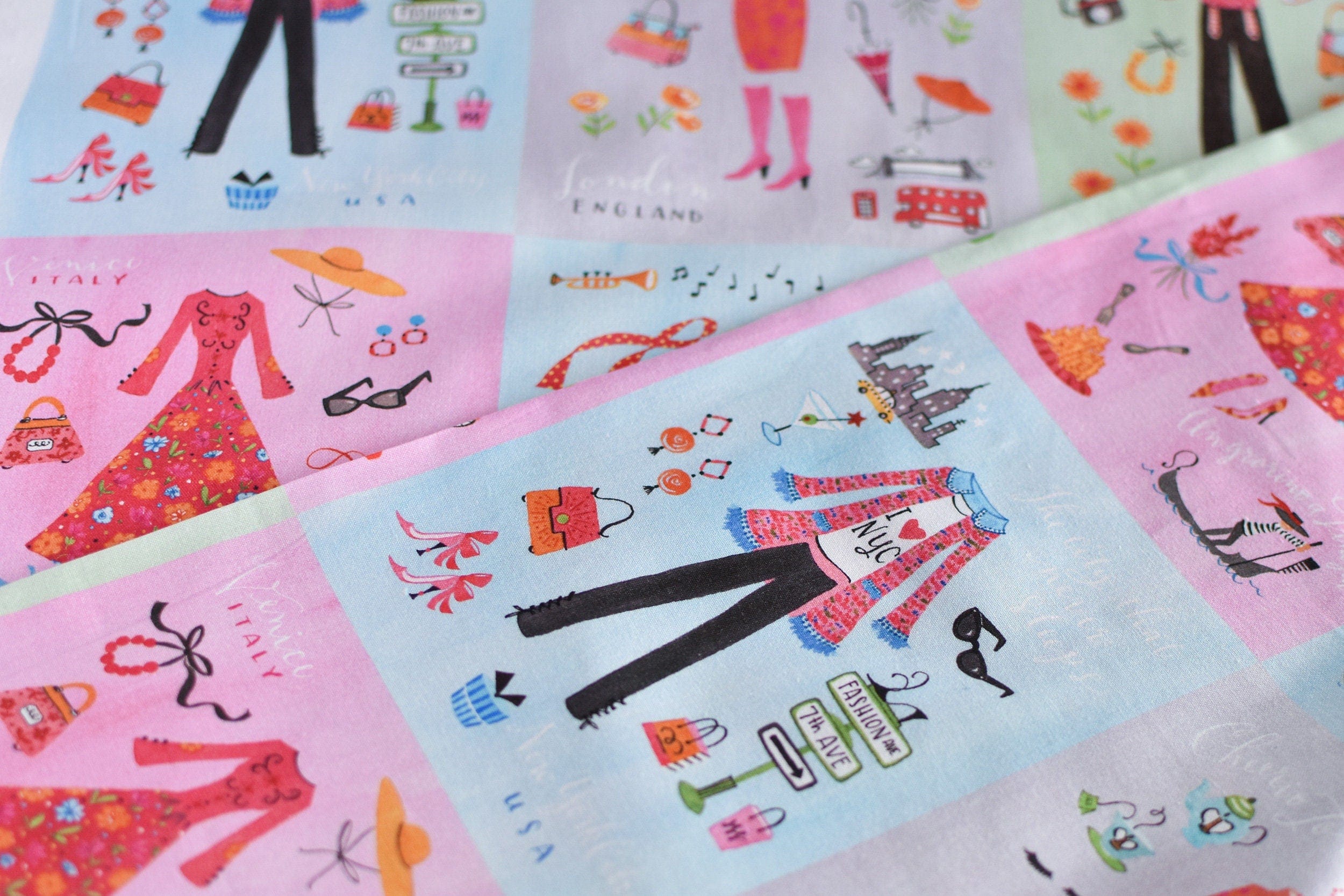 Fabric Girls pink fashion cotton fabric - Blend Fabric