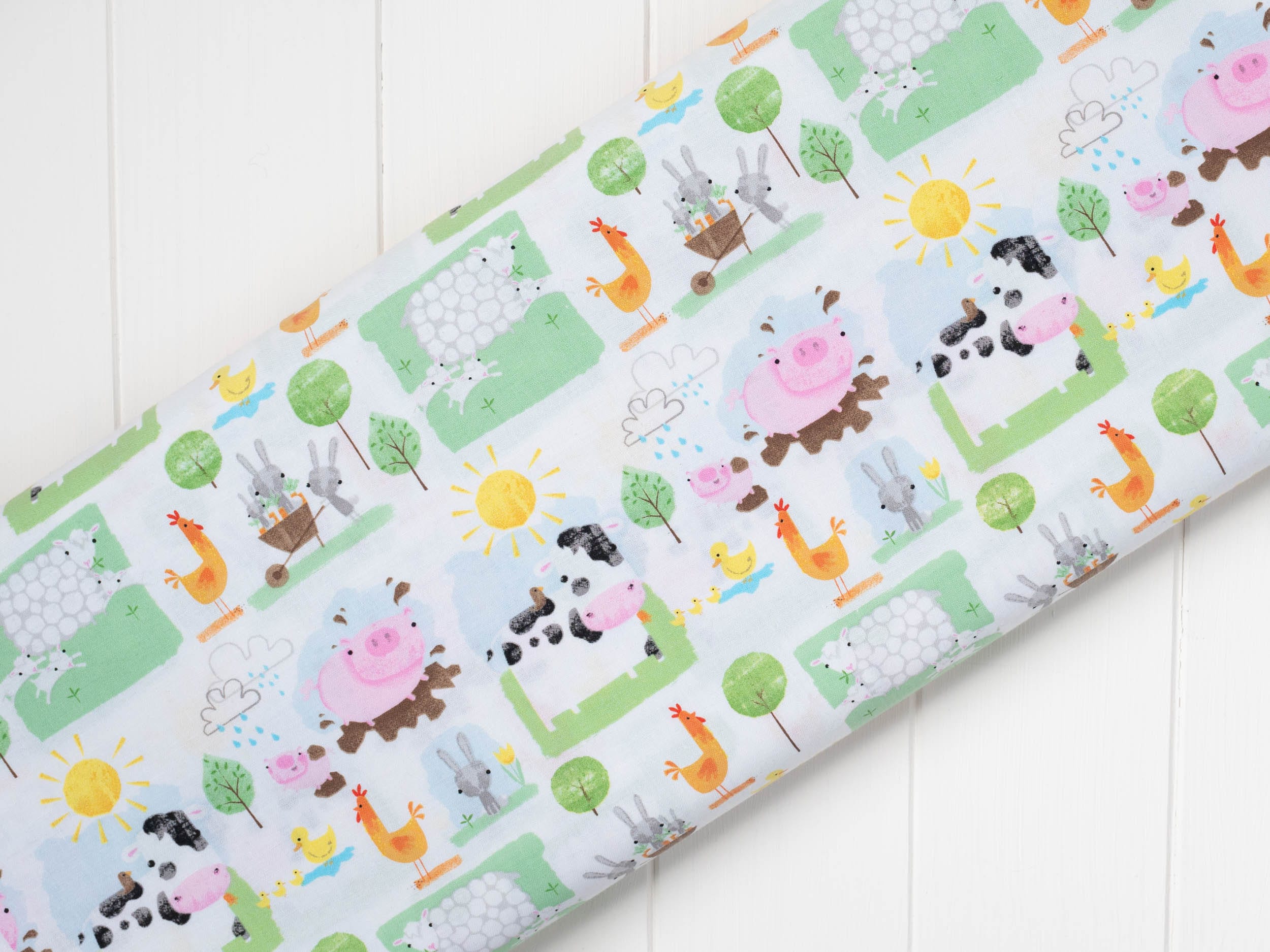 Moo queue farm animals cotton fabric - 'Playful Farm' Fabric Editions
