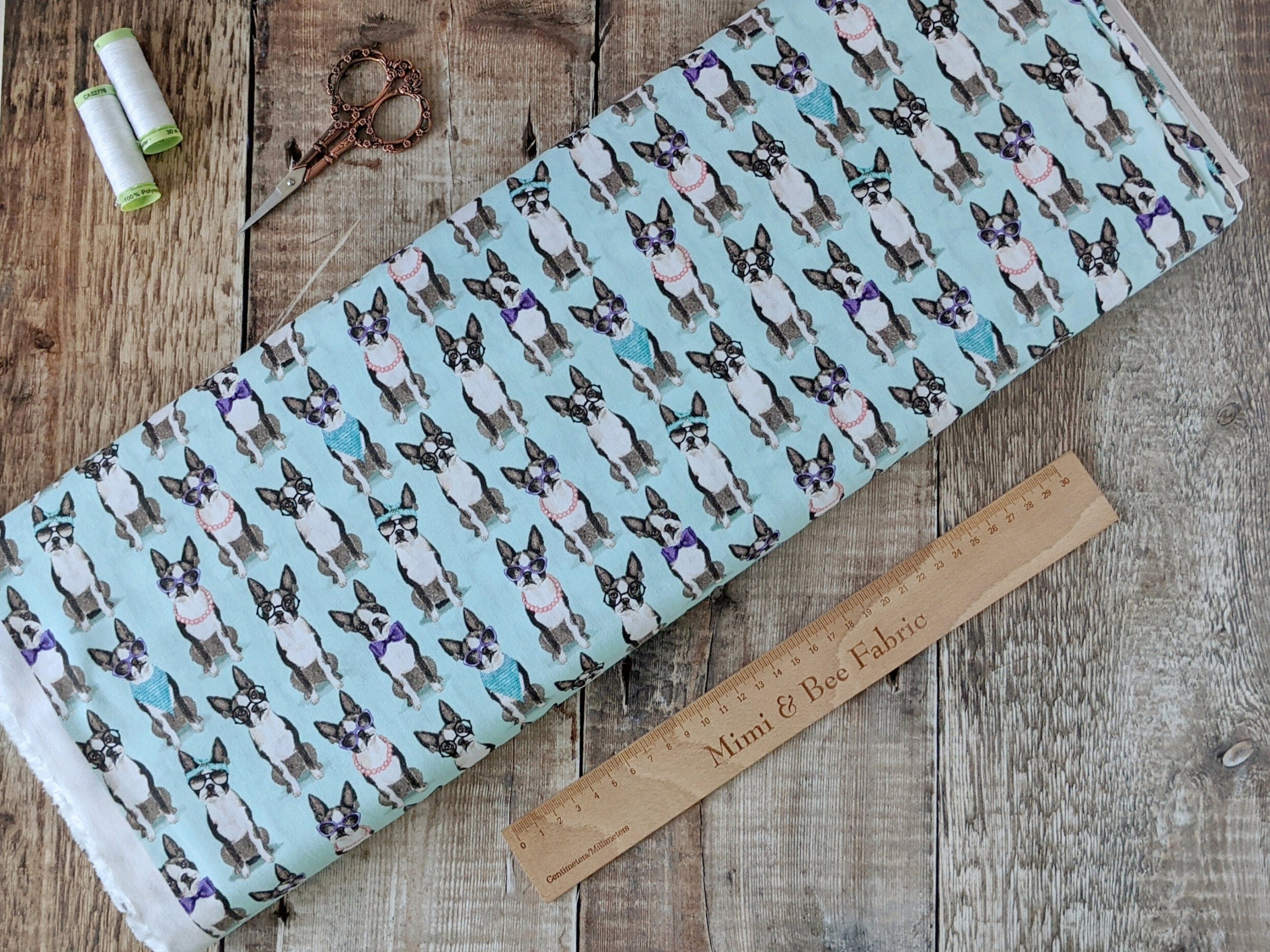 French Bulldog 100% cotton fabric - A Dog's Life collection by 3 Wishes