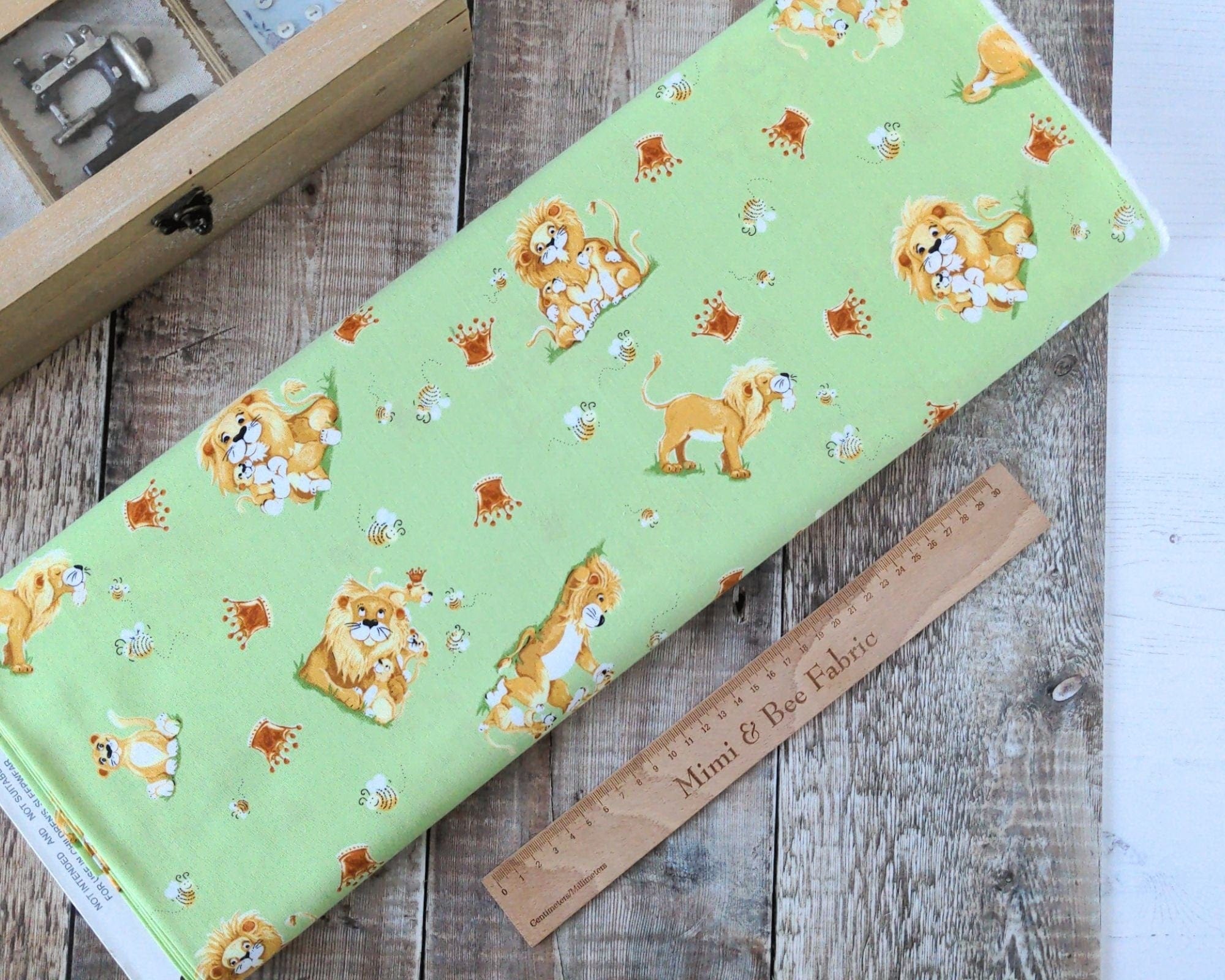 Fabric Lion 'Lyon the Lion' 100% cotton nursery fabric - Susy Bees